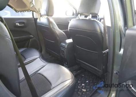 2021 Jeep Compass Latitude 4X4 from USA, damaged, VIN 3C4NJDBB9MT560746